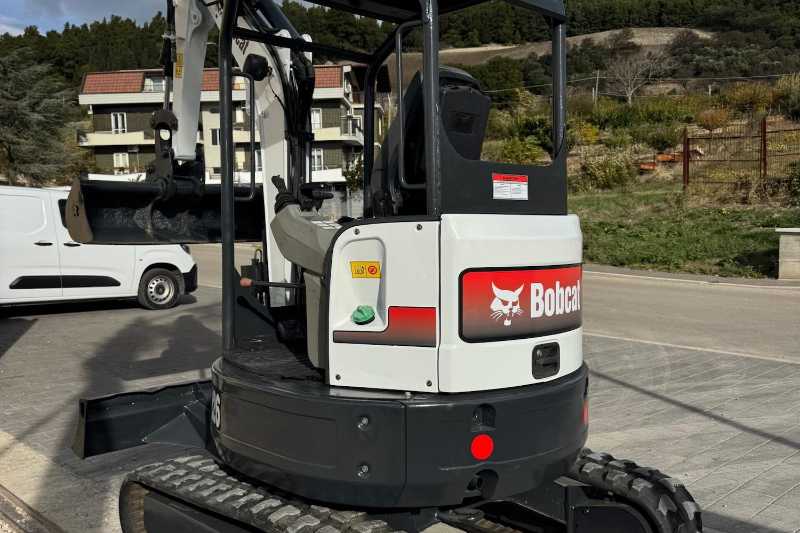 OmecoHub - Immagine BOBCAT E26-EM